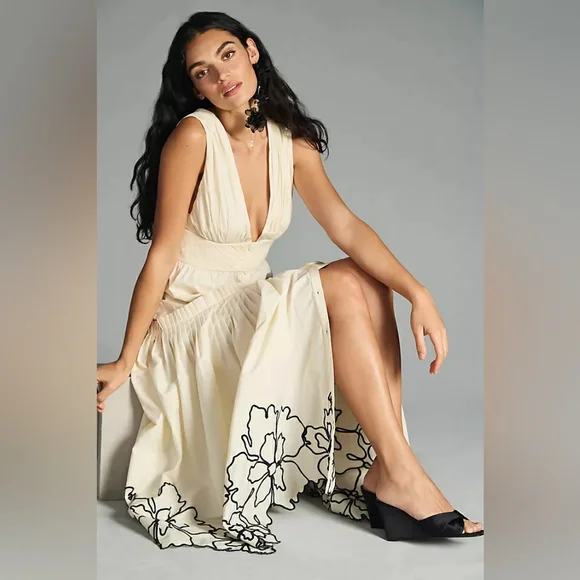 NWT Anthropologie Forever That Girl Tiered Deep V Cream Embroidered Dress Sz XS - Picture 4 of 13